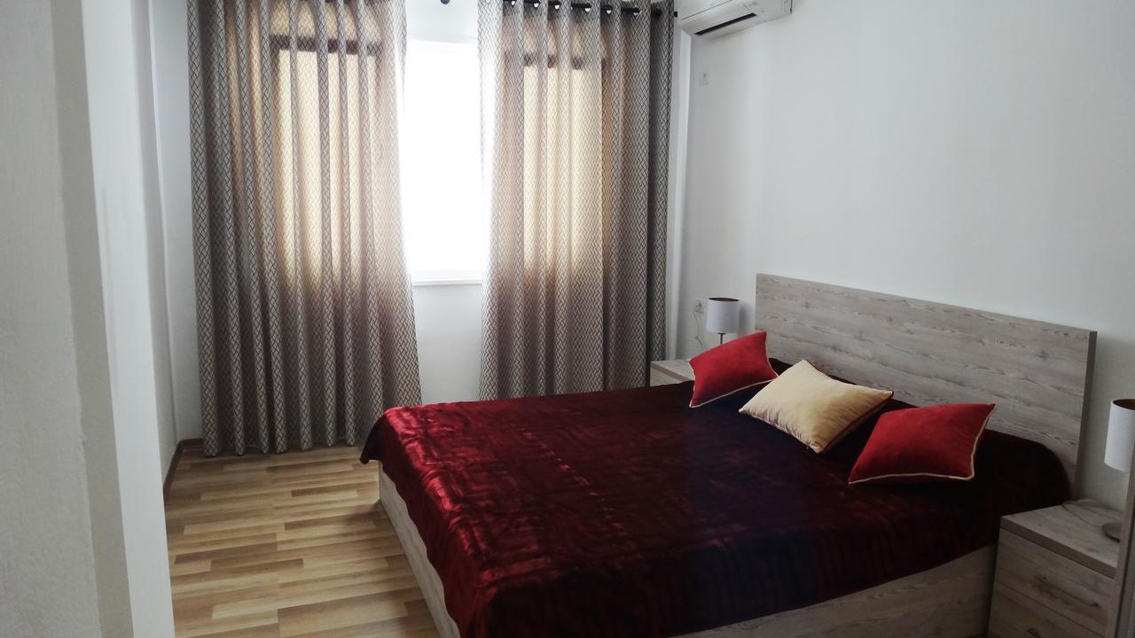 Apartments In White Residence Sarandë 外观 照片