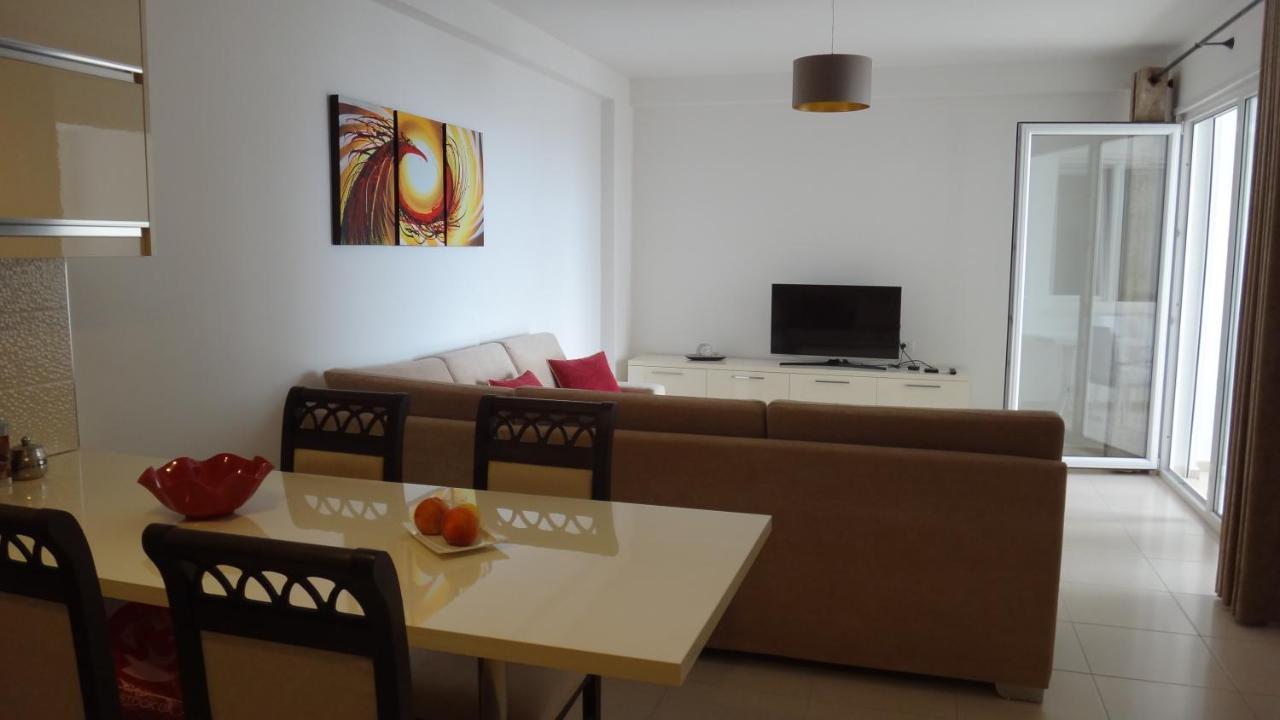 Apartments In White Residence Sarandë 外观 照片